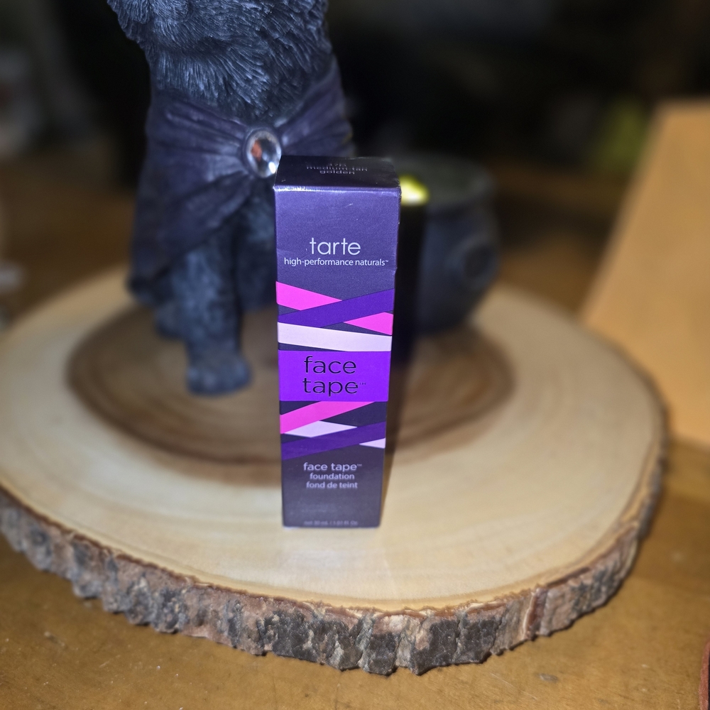Tarte Medium-Tan Golden Foundation
